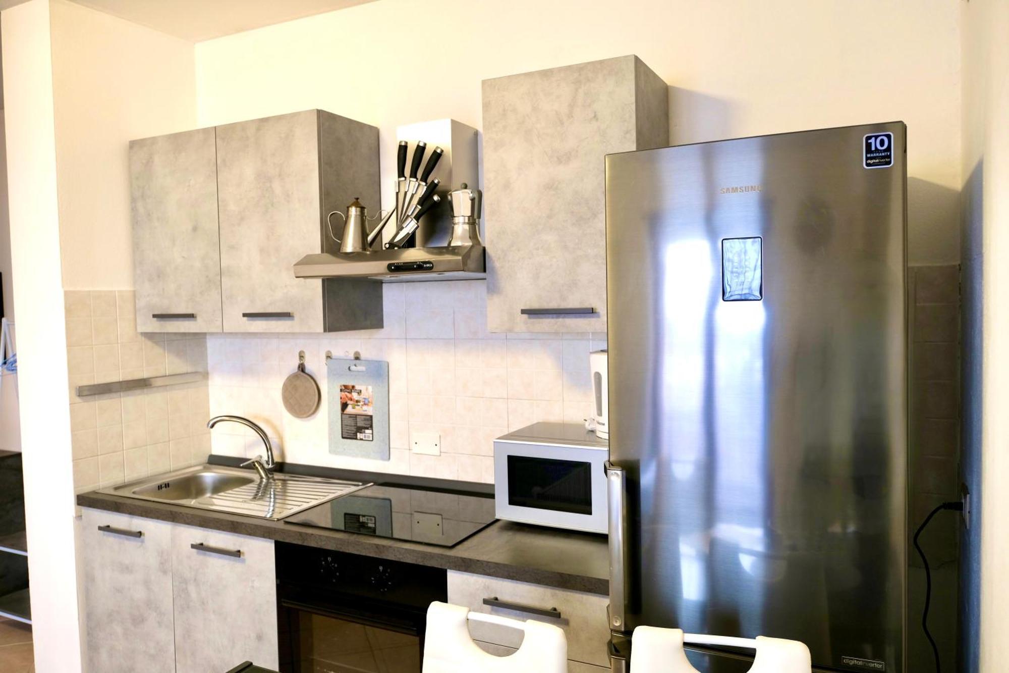Casa Segantini - Relax Patio Apartment 1 Arco Ngoại thất bức ảnh